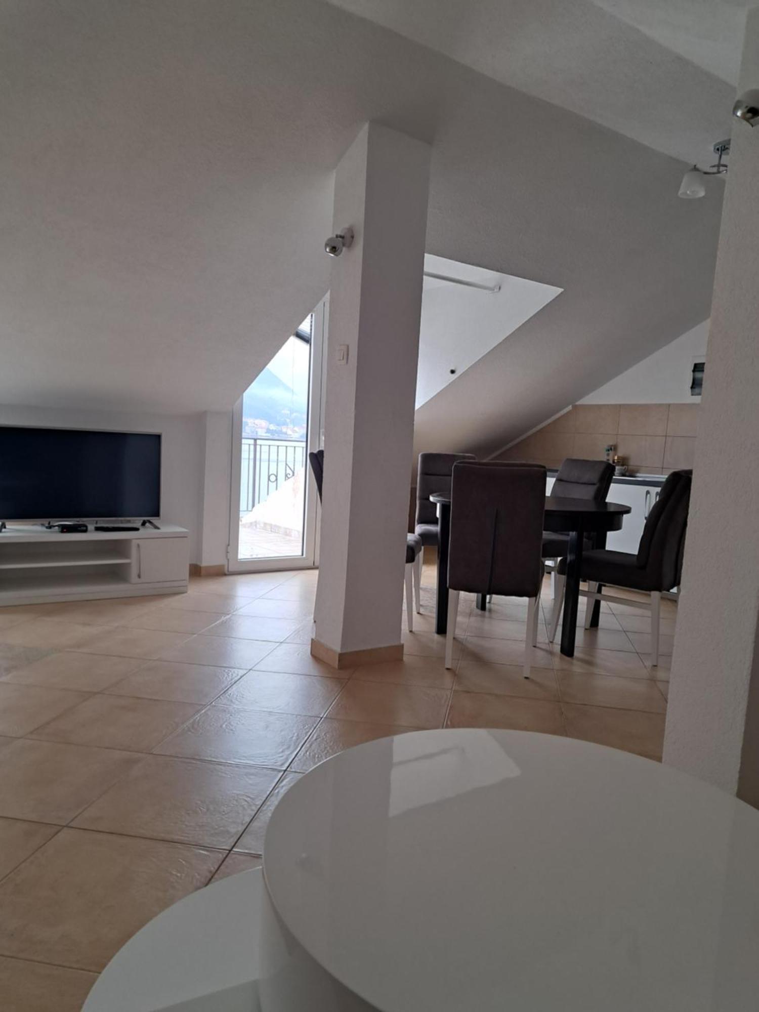 Apartments Pejanovic Kotor Ngoại thất bức ảnh