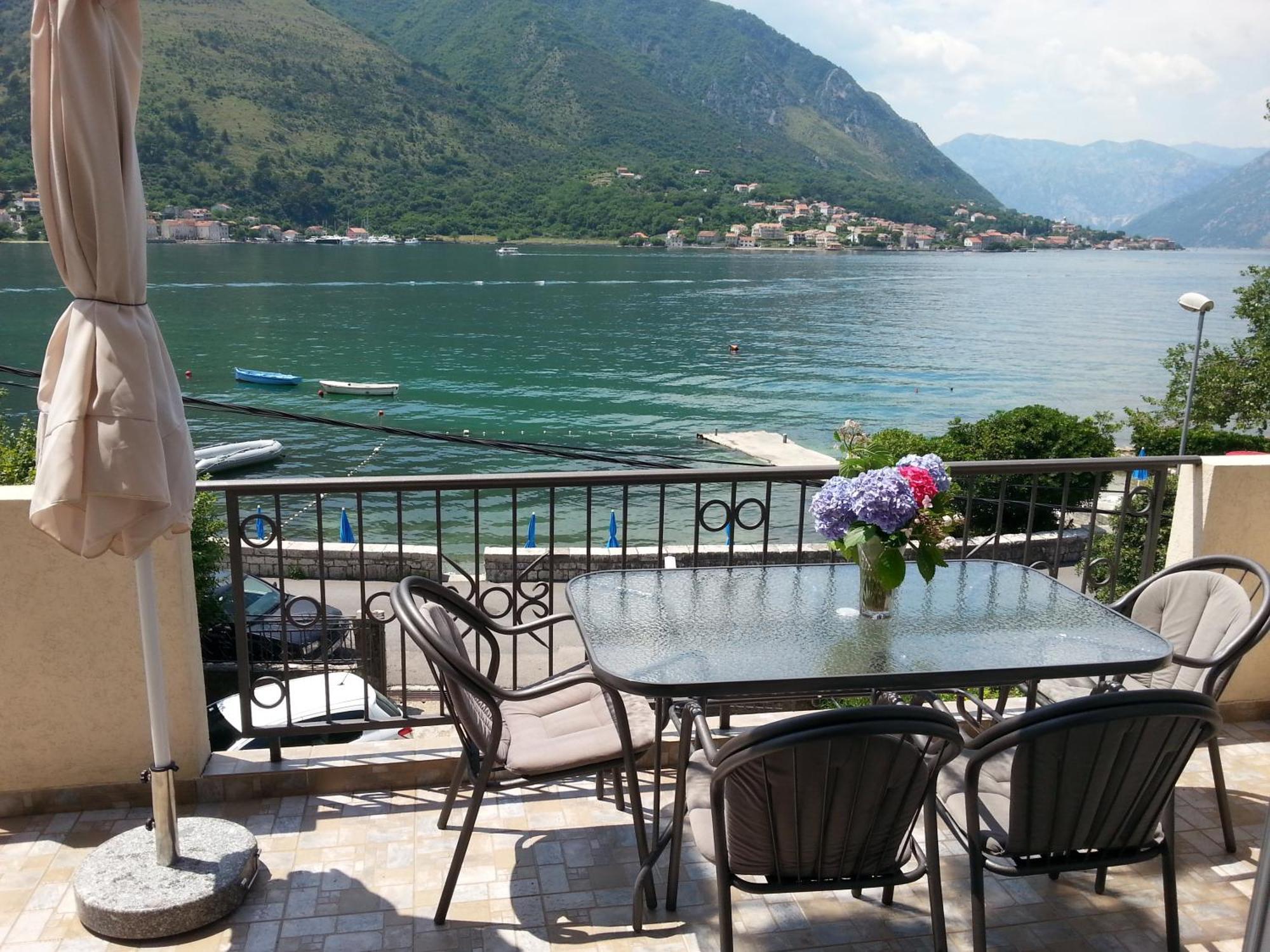 Apartments Pejanovic Kotor Ngoại thất bức ảnh