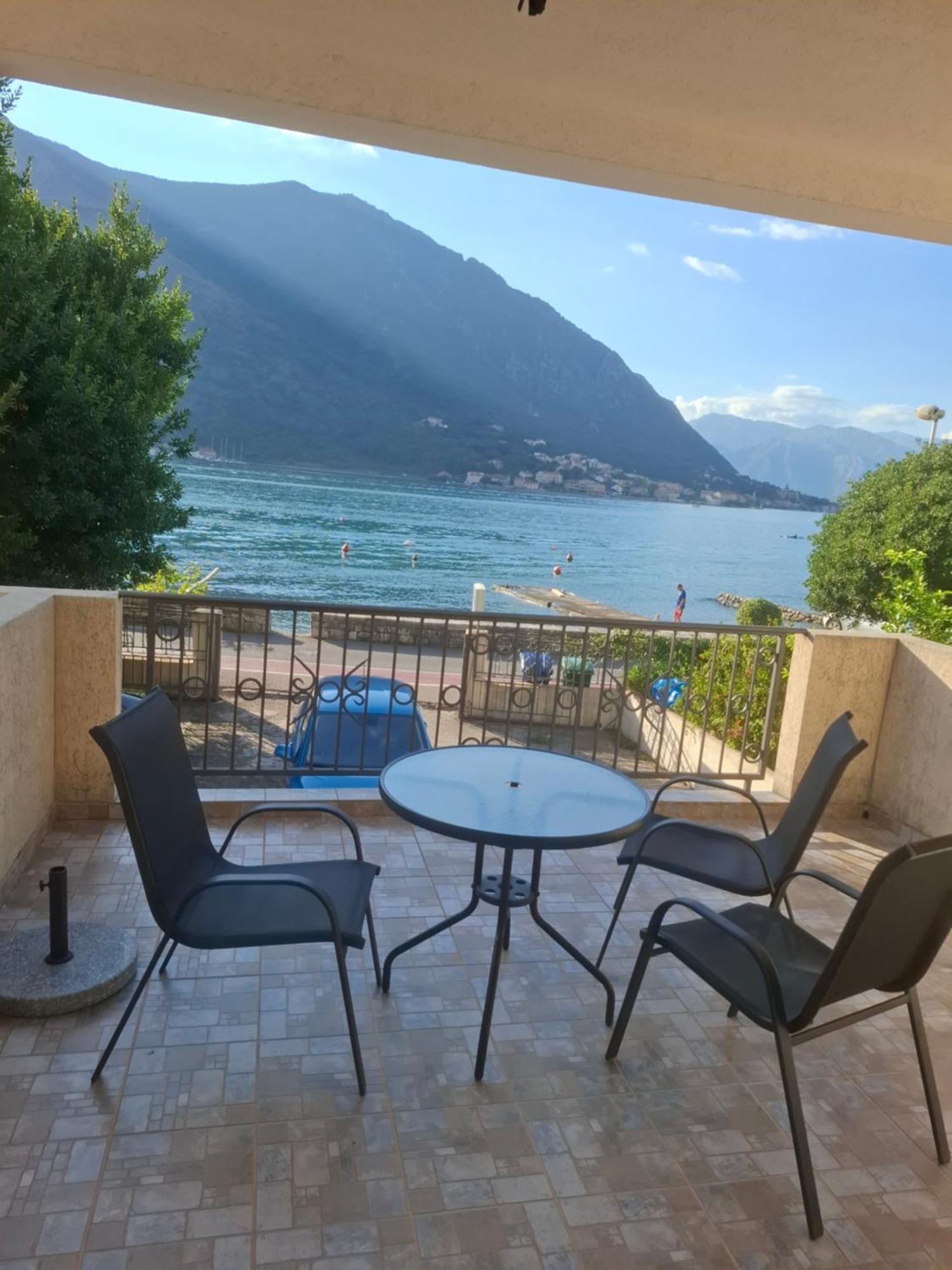 Apartments Pejanovic Kotor Ngoại thất bức ảnh