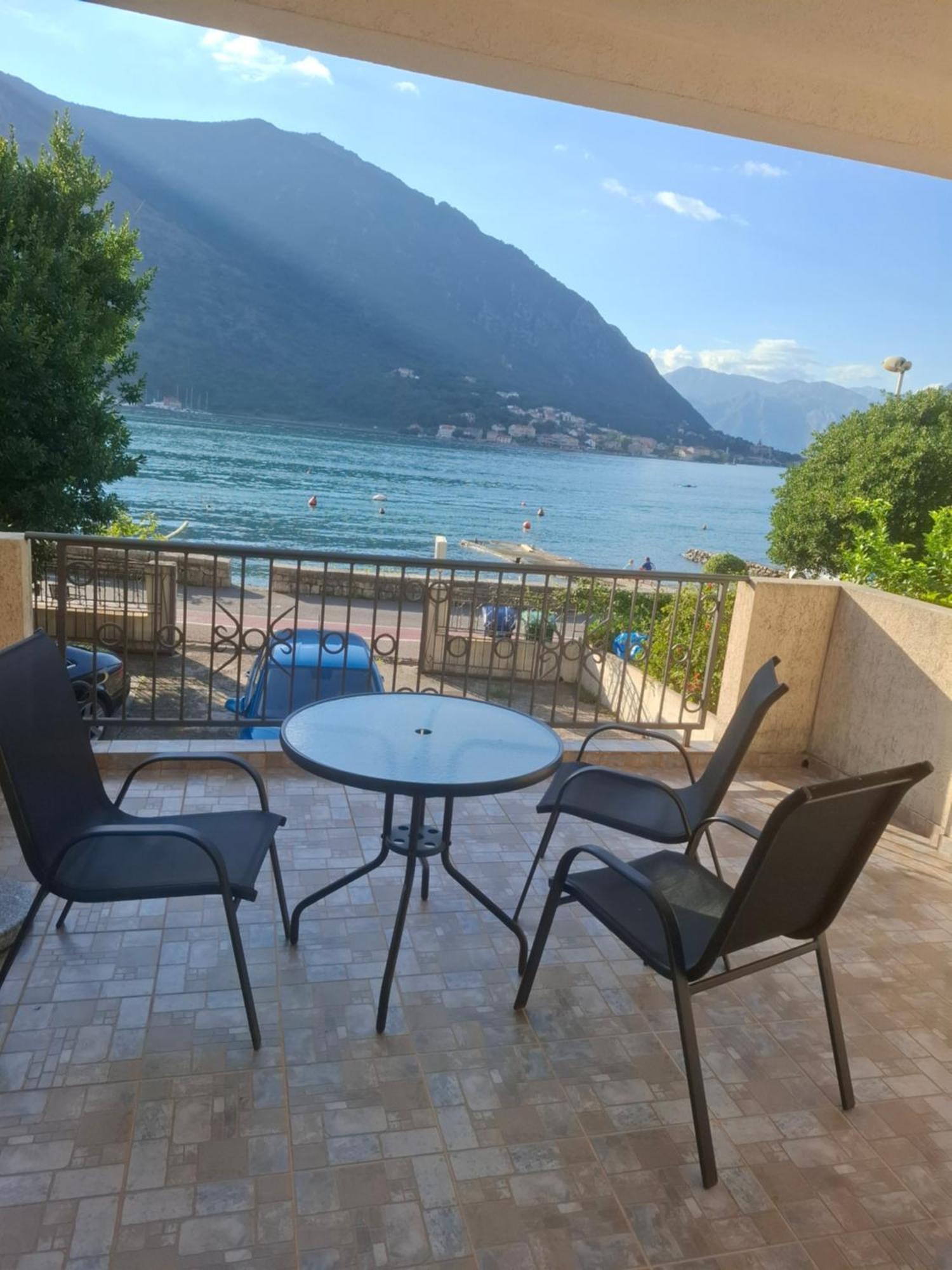 Apartments Pejanovic Kotor Ngoại thất bức ảnh