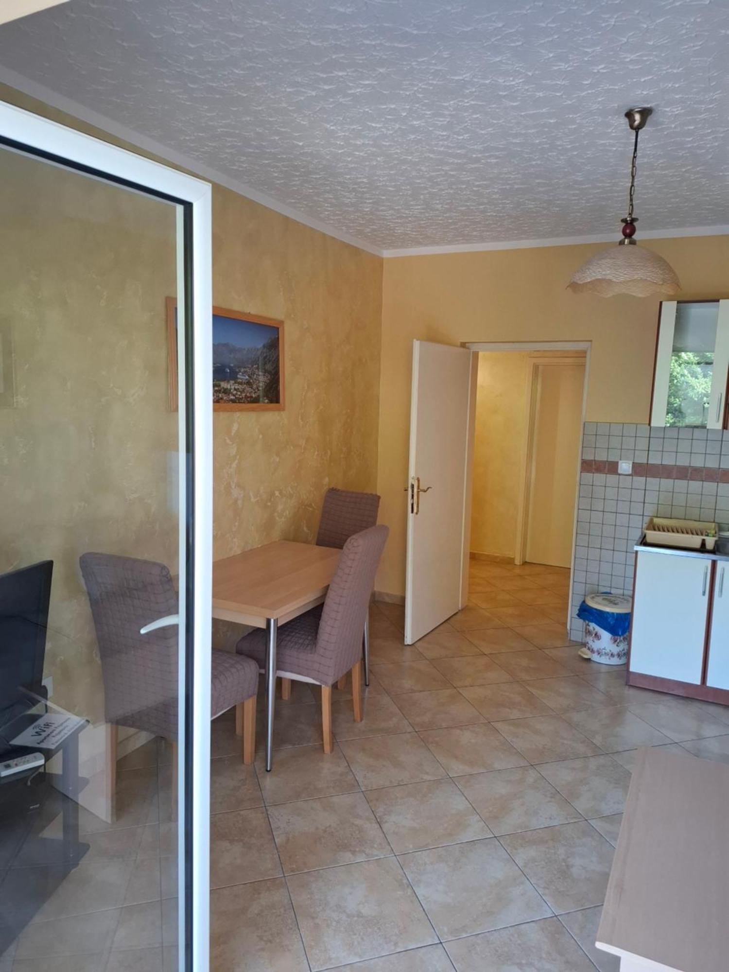 Apartments Pejanovic Kotor Ngoại thất bức ảnh